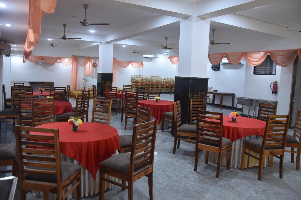 Hotel De Luxe Basai Road Gurgaon Extérieur photo